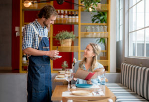 ©istock.com/andresr