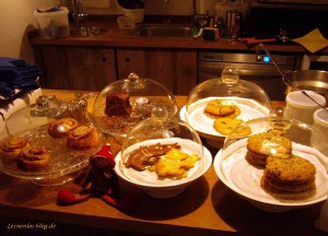 Cafe-Salkrokan Kuchenauswahl