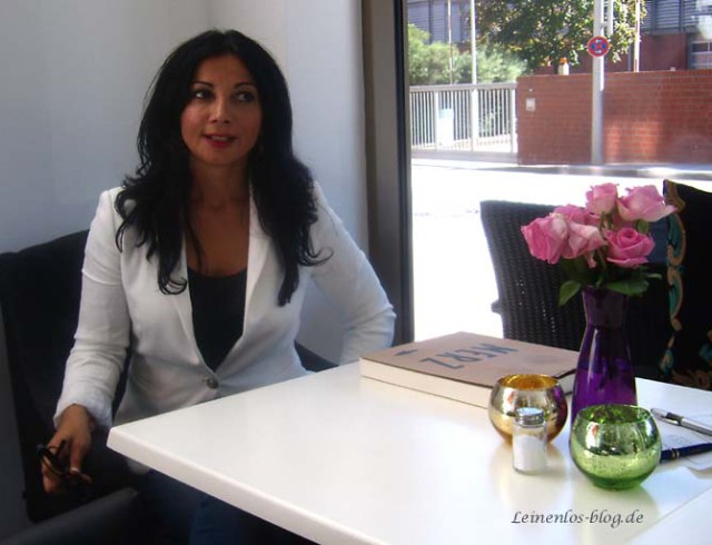 Gastgeberin Nisvican Roloff-Ok in ihrer Kunstkantine