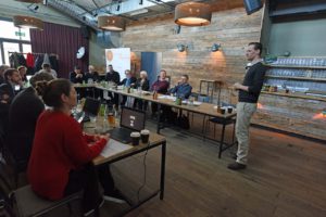 Brox Gründer Konrad Knops vor GastroStartup Jury