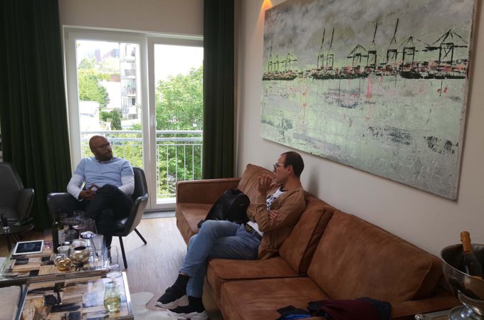 Alsterloft: Kevin von Holst und Trendscout Nico im Gespräch