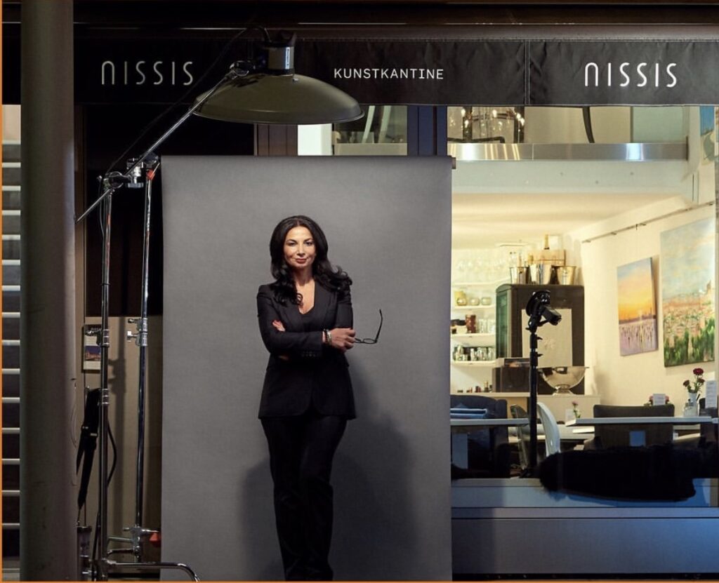 Nissi Roloff und ihre Kunstkantine