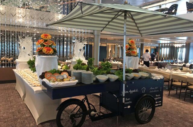 Food-Bike integriert im Buffet-Aufbau Food-Bike integriert im Buffet-Aufbau