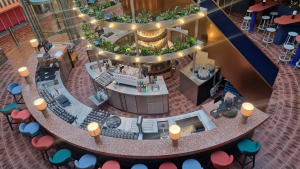 Le big Tam Tam: Zentrale Bar